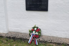 28.-Flossenburg-pamatnik-styroch-generalov
