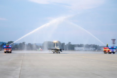 1111-f16