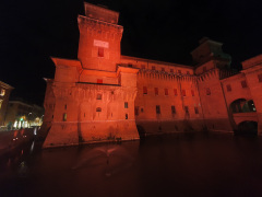 Ferrara-vodny-hrad